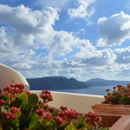Angel Cave Apartment Oia (Santorini)