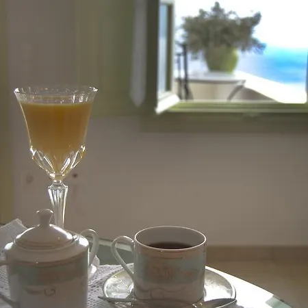 Апартаменты Angel Cave Houses