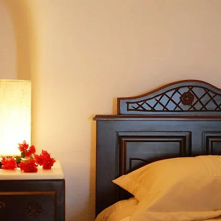 Angel Cave Houses Апартаменты *